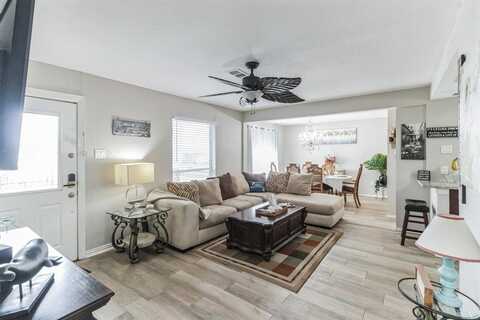 334 Freeman Street, Mesquite, TX 75149