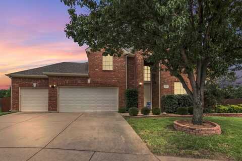 5233 Scenic Point Drive, Fort Worth, TX 76244