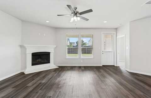 792 Brookside Drive, Springtown, TX 76082