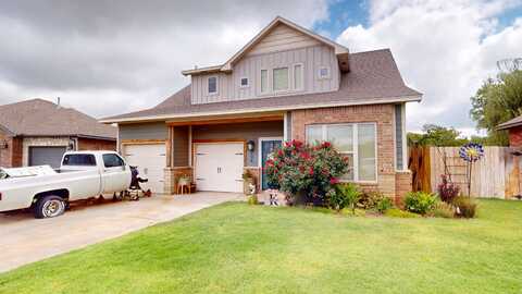 904 E Creek Dr, Woodward, OK 73801
