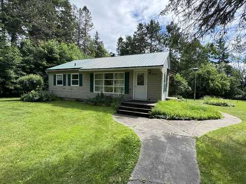 2699 Minneapolis ST, Muir, MI 49783