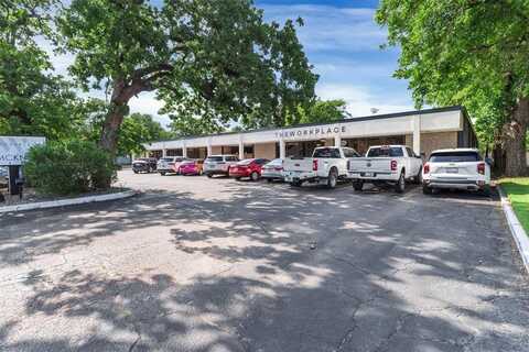 307 W Pearl Street, Granbury, TX 76048