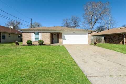 520 Allencrest Drive, White Settlement, TX 76108