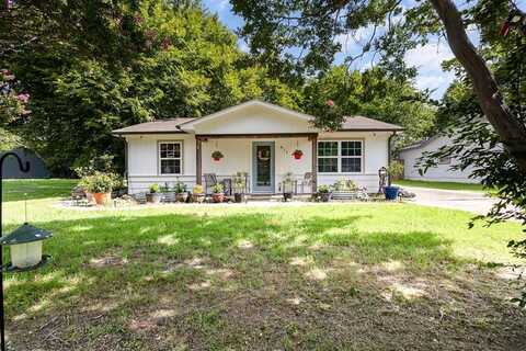 417 E 1st Street, Quinlan, TX 75474