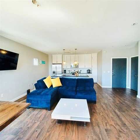 5609 SMU Boulevard, Dallas, TX 75206