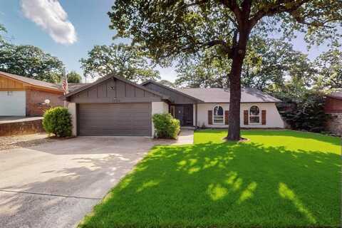 5700 Kingstree Court, Arlington, TX 76017