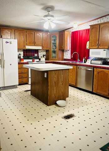 1624 Private Road 2541, Quinlan, TX 75474