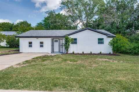 5561 Alter Drive, Fort Worth, TX 76119