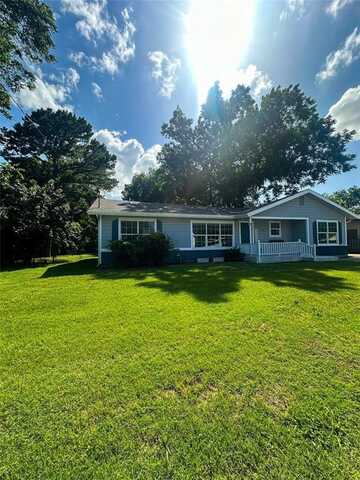 909 Baird Street, Cleburne, TX 76033