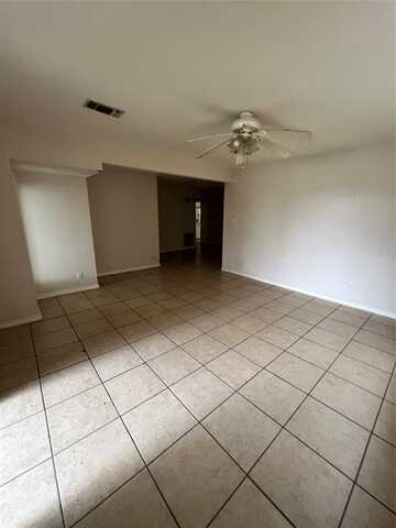 710 W Main Street, Denison, TX 75020