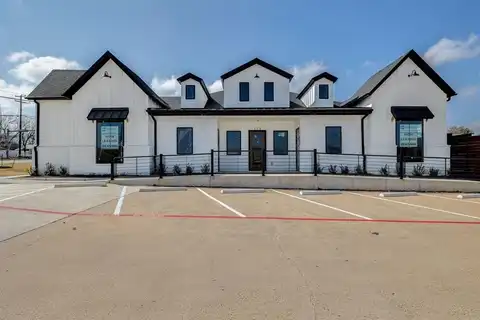 705 E Broad Street, Mansfield, TX 76063