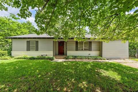 607 E Pine Street, West, TX 76691