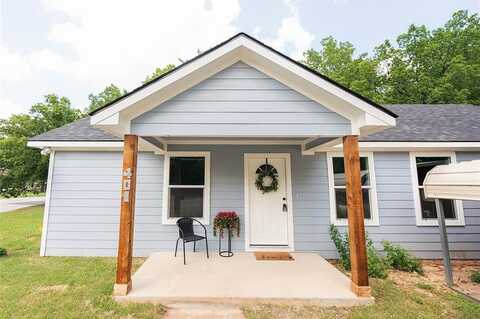 401 Miller Street, Bowie, TX 76230