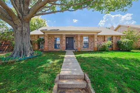 2825 Windsor Drive, Flower Mound, TX 75028