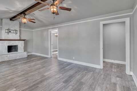 3510 Reeves Street, North Richland Hills, TX 76117