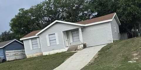 1513 Skyline Drive, River Oaks, TX 76114