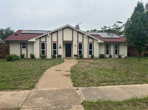 1104 Hillsdale Drive, Richardson, TX 75081