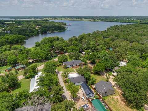 120 Pin Oak Street, Alvarado, TX 76009