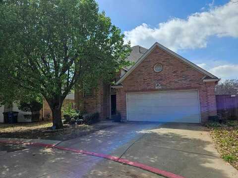 611 Ashbrook Court, Euless, TX 76039