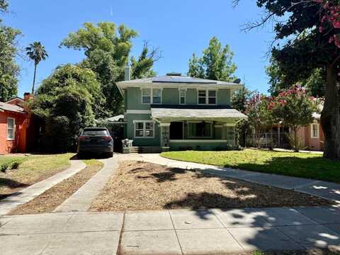 3728 Huntington Boulevard E, Fresno, CA 93702