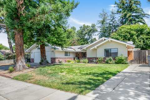 1755 Donner Avenue, Clovis, CA 93611