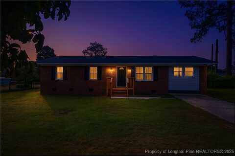 5269 Parkton Road, Hope Mills, NC 28348