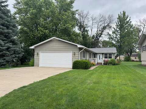 828 Lake Street, Rockwell City, IA 50579