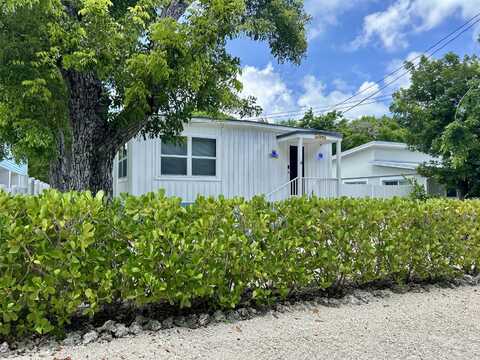124 S Bay Harbor Drive, Key Largo, FL 33037