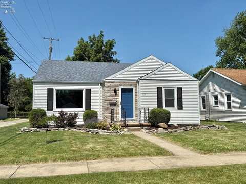516 Adams Street, Port Clinton, OH 43452