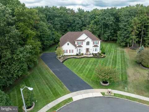 28 KACIE LYNN COURT, JACKSON, NJ 08527