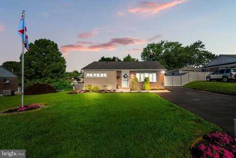 2218 LEE LANE, ASTON, PA 19014
