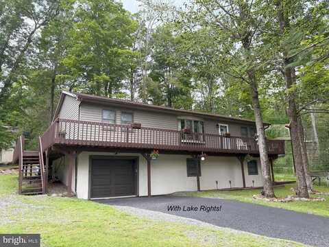 1100 INDIAN DRIVE, LAKE ARIEL, PA 18436