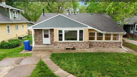 115 S Pine, Vermillion, SD 57069
