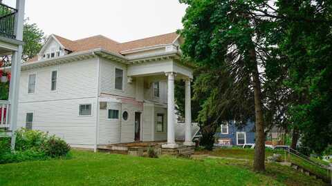 2306 DOUGLAS ST., Sioux City, IA 51104