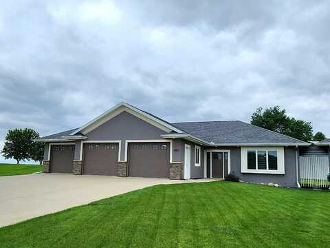 2051 Riviera Rd., Sioux Center, IA 51250