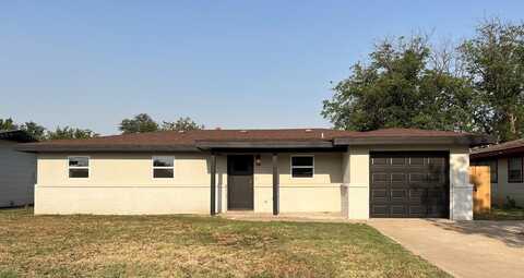 607 NW 11th St, Andrews, TX 79714
