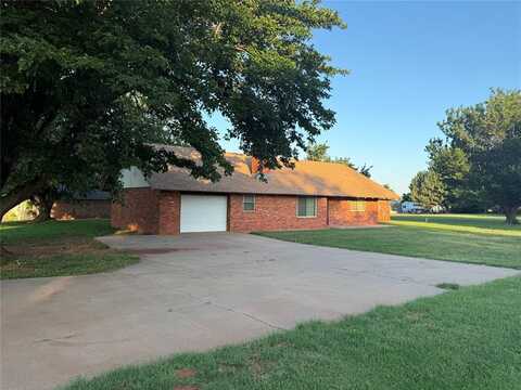 3510 W 7th Street, Elk City, OK 73644