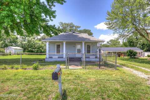414 S McKinley Avenue, Joplin, MO 64801