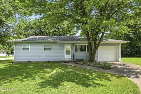 209 W Pinto Street, Goodman, MO 64843