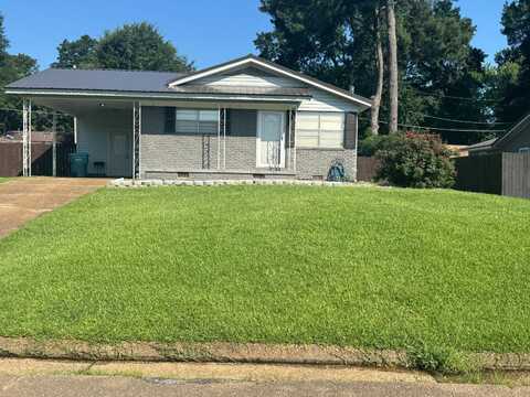 2047 Oakhurst Drive, Grenada, MS 38901