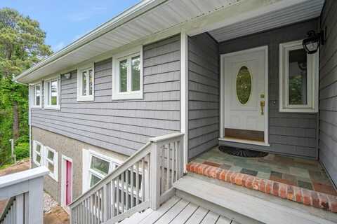 542 Montauk Highway, Southampton, NY 11968