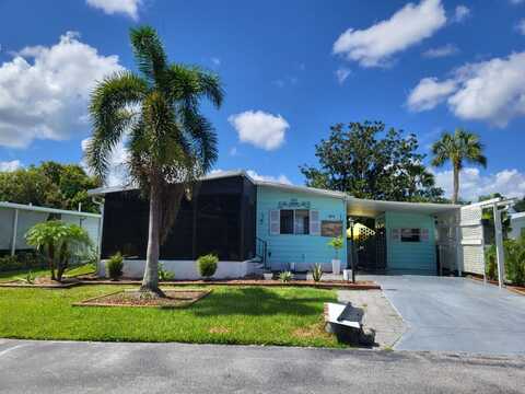 5874 Camelot Dr N, Sarasota, FL 34233