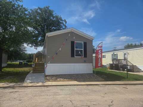 111 Willow Oak Dr, Morton, IL 61550