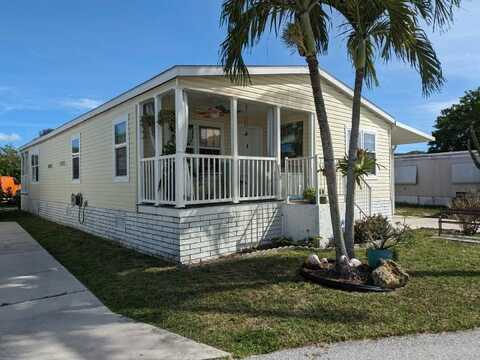 219 North Four Seasons Road, Palm Beach Gardens, FL 33410