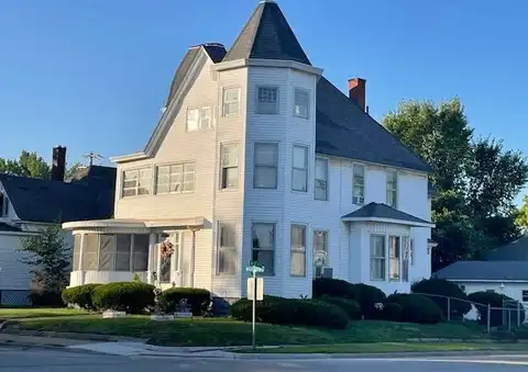 515 Washington St, Beardstown, IL 62618