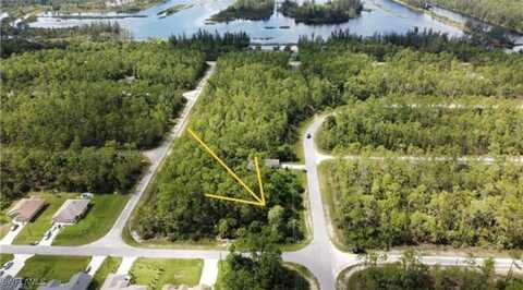 209 Woodburn Drive, Lehigh Acres, FL 33972