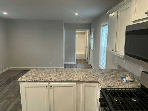123 lynn, Mankato, MN 56001