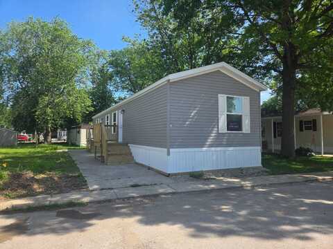109 Mulberry Dr, Morton, IL 61550