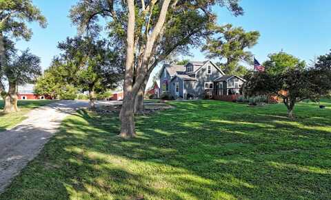 1915 Ellis Ave, Ellis, KS 67637