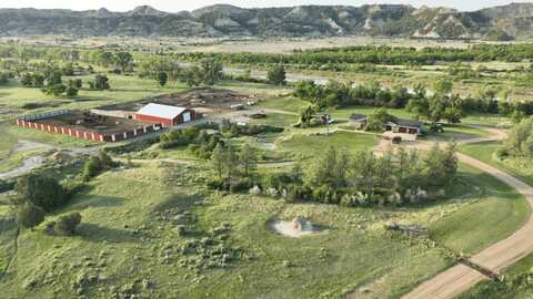 1081 139th Ave. NW, Arnegard, ND 58835